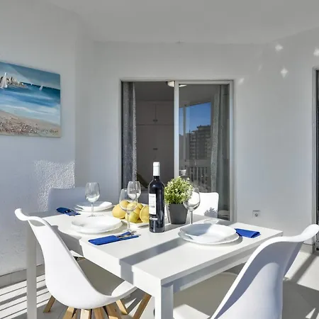 Guzman - Molinet Apartment *