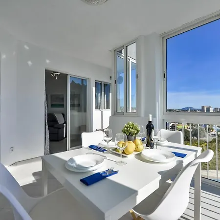 Guzman - Molinet Apartment *