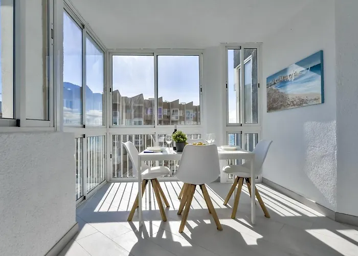 Guzman - Molinet Calpe